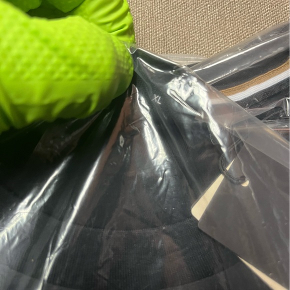 BOSS - Thompson Solid T-Shirt - Picture 8 of 10